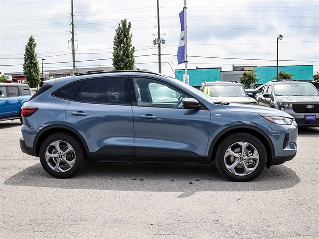 2025 Ford Escape ST-Line AWD in Cars & Trucks in Markham / York Region - Image 4