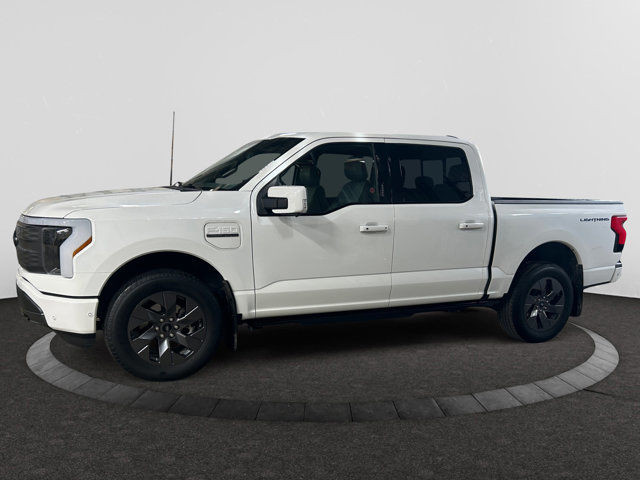2023 Ford F-150 Lightning Pro 4WD SuperCrew 5.5' Box SuperCrew in Cars & Trucks in Regina - Image 2