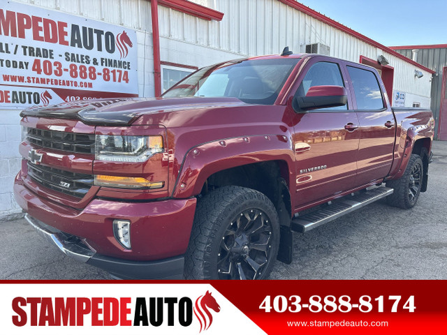 2018 Chevrolet Silverado 1500 LT | 4X4 | CREW CAB | 5.3L V8 | HE in Cars & Trucks in Calgary