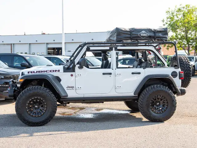 2025 Jeep Wrangler Rubicon, 2 Inch Lift, 38 Inch Tires & MORE in Cars & Trucks in Calgary - Image 7