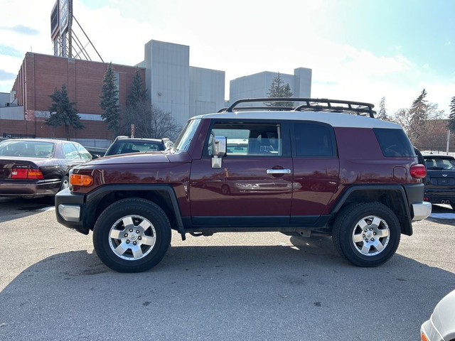 2008 Toyota FJ Cruiser in Cars & Trucks in Calgary - Image 3