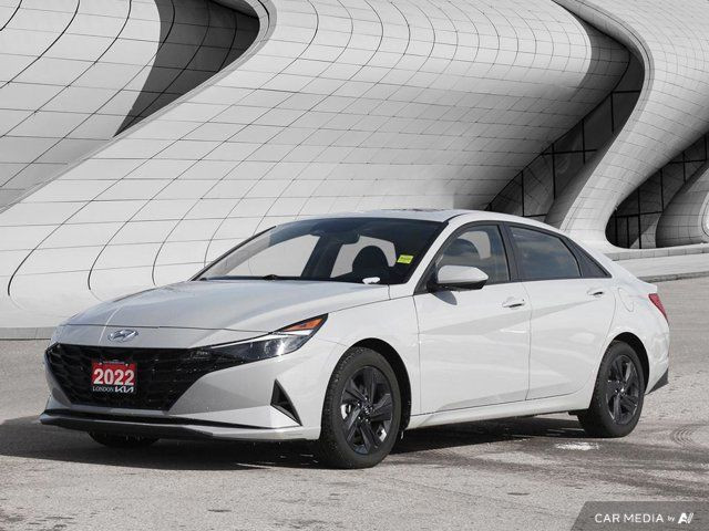 2022 Hyundai Elantra Preferred in Cars & Trucks in London
