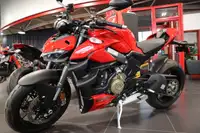 2023 Ducati STREETFIGHTER V4 *on sale*