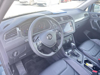 // UN SEUL PROPRIÉTAIRE // // EXCELLENTE CONDITION! //Ce Volkswagen Tiguan Highline 4MOTION 2021 ble... (image 4)