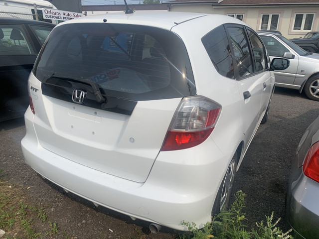 2014 Honda Fit DX-A in Cars & Trucks in Ottawa - Image 2