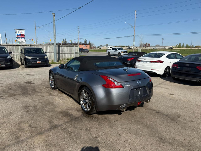 2013 Nissan 370Z Touring w/Black Top, CONVERTIBLE, ONLY 39KMS, C in Cars & Trucks in London - Image 3