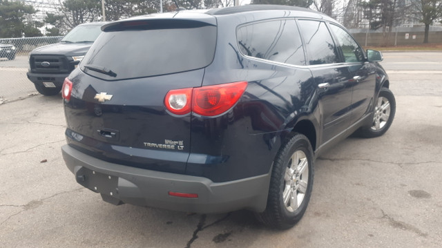 2012 Chevrolet Traverse LT AWD  in Cars & Trucks in City of Toronto - Image 4