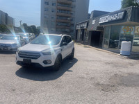 Ford Escape-2017 in perfect condition. No Accidents, Back up camera, navigation, panoramic roof, pow... (image 1)
