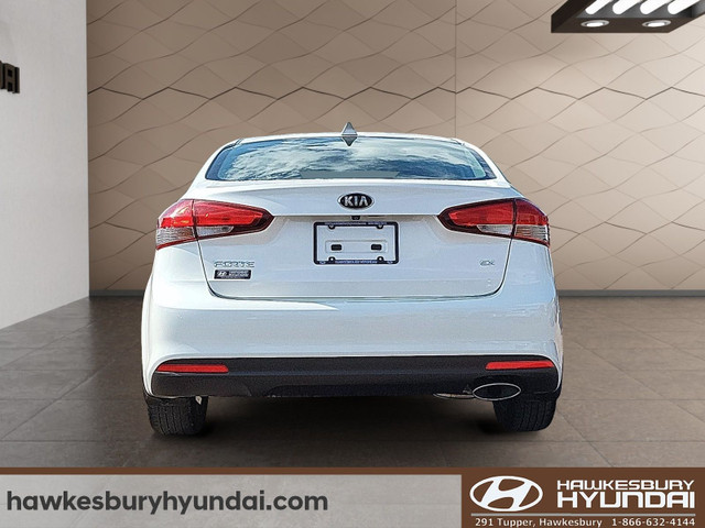 2017 Kia Forte in Cars & Trucks in Ottawa - Image 3