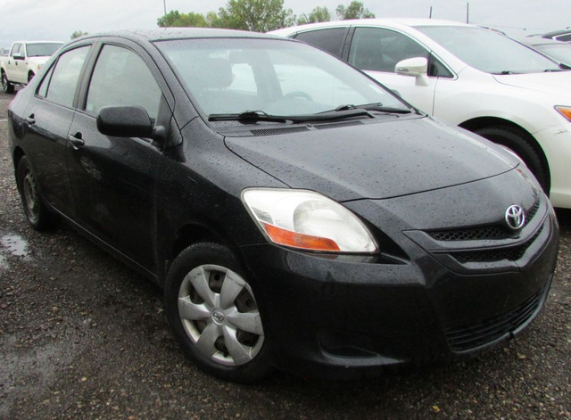 2008 Toyota Yaris Base in Cars & Trucks in Calgary - Image 3