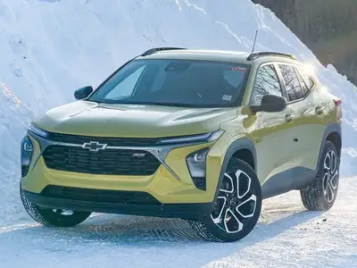 Introducing the *2025 Chevrolet Trax 2RS*, a compact SUV that's big on personality, comfort, and tec...