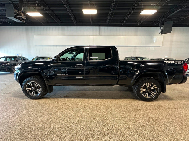 2018 Toyota Tacoma SR5 in Cars & Trucks in Calgary - Image 2