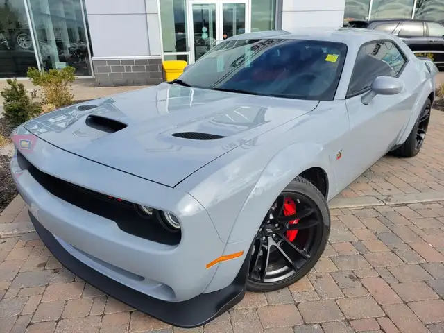 2022 Dodge Challenger Scat Pack 392 Widebody in Cars & Trucks in Ottawa - Image 5