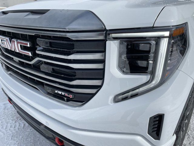 2024 GMC Sierra 1500 AT4 dans Autos et camions  à Calgary - Image 3