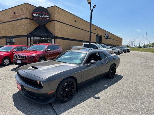 2021 Dodge Challenger R/T HEMI CLEAN CARFAX 1 OWNER SERVICE RECO in Cars & Trucks in Mississauga / Peel Region