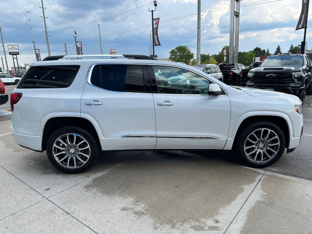 2023 GMC Acadia Denali dans Autos et camions  à Région de Markham/York - Image 4