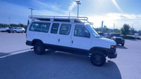 Rear Wheel Drive. Cloth Interior. USB Input(s). Auxiliary Input. Steering Wheel Controls: Cruise, Me... (image 1)