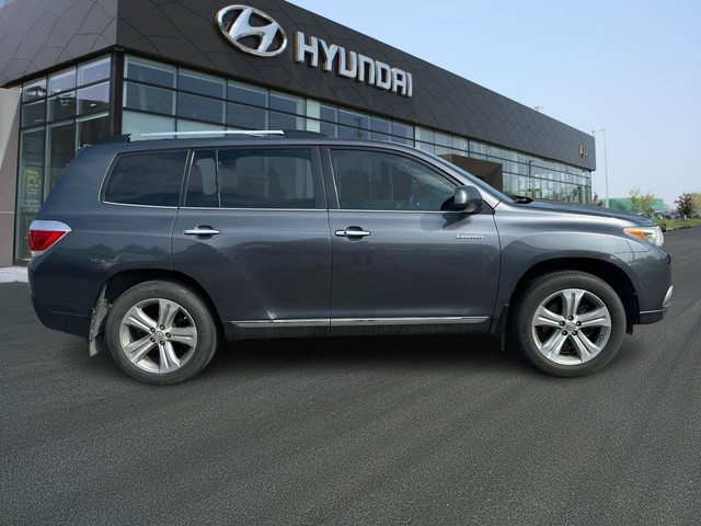 2013 Toyota Highlander Limited in Cars & Trucks in Oshawa / Durham Region - Image 4