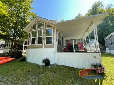 Let this Canadian Series 5066 park model be your home away from home! You will find that this model...