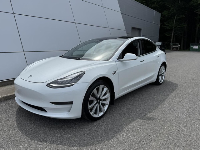 Tesla Model 3 Standard Range RWD 2019 Toit vitré Autopilot Camér in Cars & Trucks in Trois-Rivières