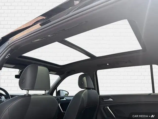 2021 Volkswagen Tiguan Highline | Heated Seats dans Autos et camions dans Région de Windsor - Image 31