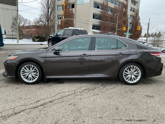  2018 Toyota Camry XLE -LEATHER! BACK-UP CAM! BSM! PANO ROOF! in Cars & Trucks in Kitchener / Waterloo - Image 4
