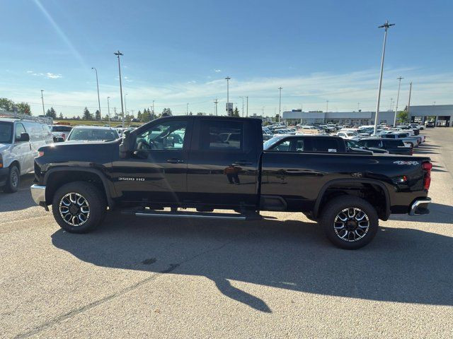 2025 Chevrolet Silverado 3500HD Employee Pricing - LT in Cars & Trucks in Calgary - Image 2