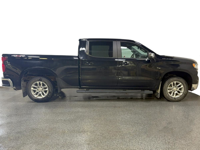2022 Chevrolet Silverado Crew LT 4WD*** in Cars & Trucks in Brandon - Image 2