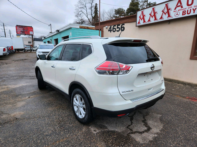 2016 Nissan Rogue SV AWD 4dr Panoramic Roof|2 Sets of tires|Came in Cars & Trucks in Oshawa / Durham Region - Image 2