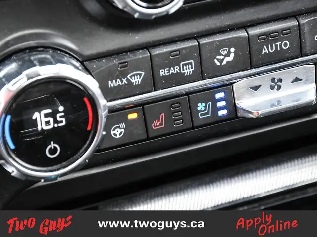 2021 Ford F-150 LARIAT 4WD SuperCrew 5.5' Box Panoroof Leather N dans Autos et camions dans St. Catharines - Image 29