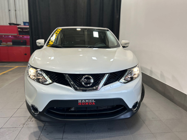 2018 Nissan Qashqai SV 4WD climatiseur toit bluetooth camera de  in Cars & Trucks in Laval / North Shore - Image 2