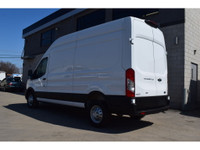 Ford Transit 148WB AWD HIGH Roof // TOIT HAUT 2023 ** 52,000km certifié!! ** GARANTIE FORD ** 1 Seul... (image 4)