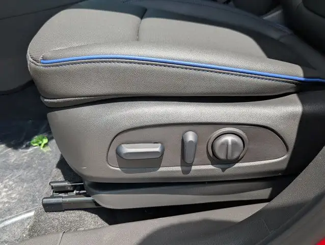 2026 Buick Encore GX Sport TouringAWD 4dr Sport Touring in Cars & Trucks in Barrie - Image 32