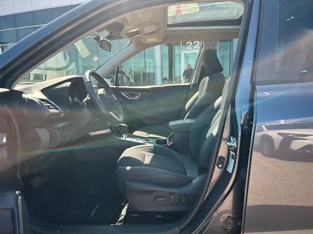2023 Subaru Forester Touring | Toit Pano | Sièges Chauffant | Ca in Cars & Trucks in City of Montréal - Image 12
