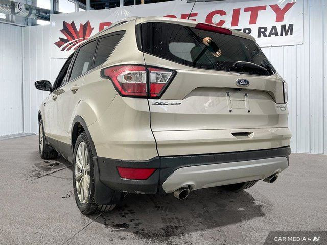 2018 Ford Escape Titanium in Cars & Trucks in Saskatoon - Image 4
