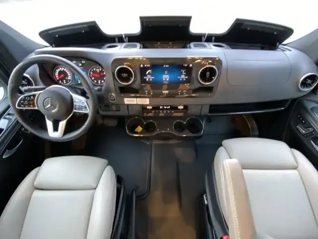 2025 Winnebago View 24D in RVs & Motorhomes in Abbotsford - Image 36