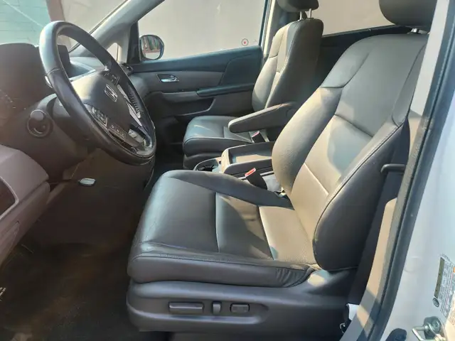 2015 Honda Odyssey 4dr Wgn Touring w/RES & Navi One Owner No Acc in Cars & Trucks in City of Toronto - Image 10