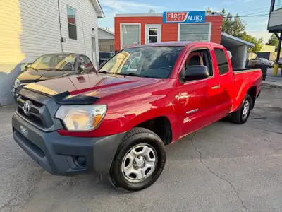EXTENDED CAB / TWO KEYS / ALWAYS SERVICED AT TOYOTA! CLEAN CAR FAX / NO ACCIDENTS HELLO OTTAWAAAAA!...