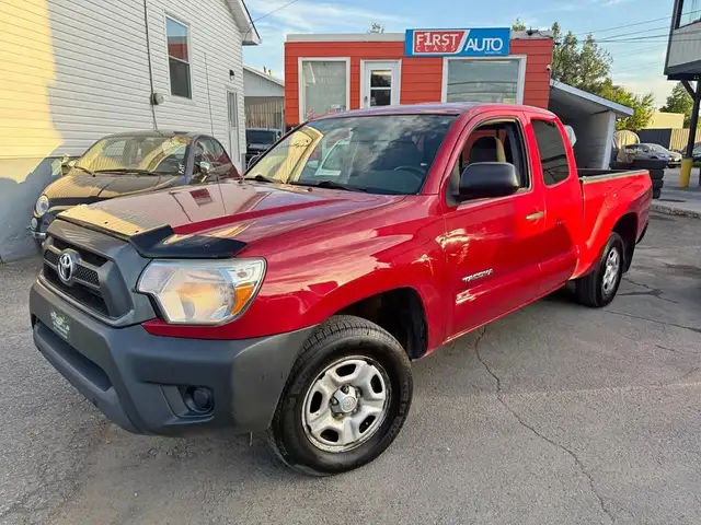 2012 Toyota Tacoma EXTENDED CAB / TWO KEYS / LOW KMS / ALWAYS TO in Cars & Trucks in Ottawa - Image 2