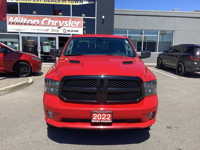 2022 Ram 1500 Classic EXPRESS CREW 4X4|5.7L HEMI| NIGHT EDITION| in Cars & Trucks in Oakville / Halton Region - Image 2