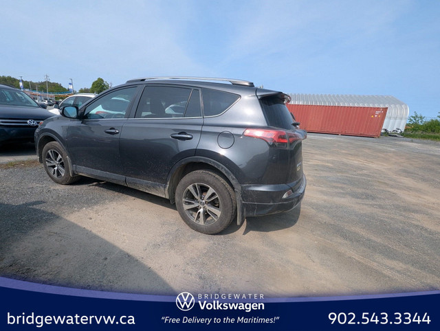 2018 Toyota RAV4 XLE in Cars & Trucks in Bridgewater - Image 4