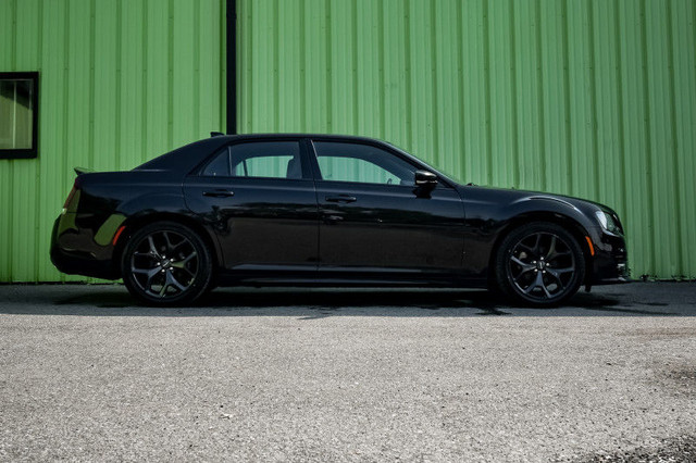 2022 Chrysler 300 S • SUNROOF • NAV • HEATED LEATHER • PREM. AUD in Cars & Trucks in Kingston - Image 2