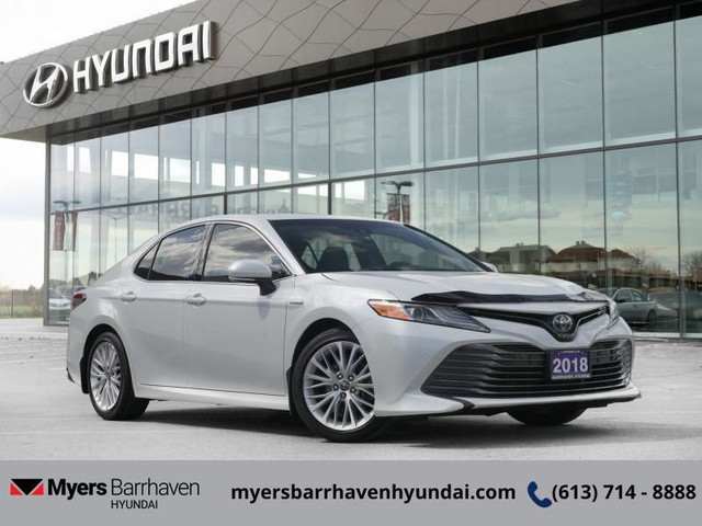 2018 Toyota Camry Hybrid XLE - Navigation - Sunroof - $230 B/W in Cars & Trucks in Ottawa