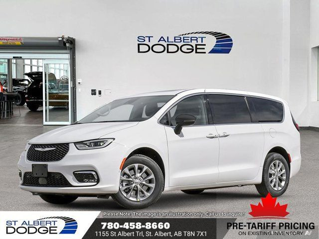 2025 Chrysler Pacifica Select in Cars & Trucks in St. Albert