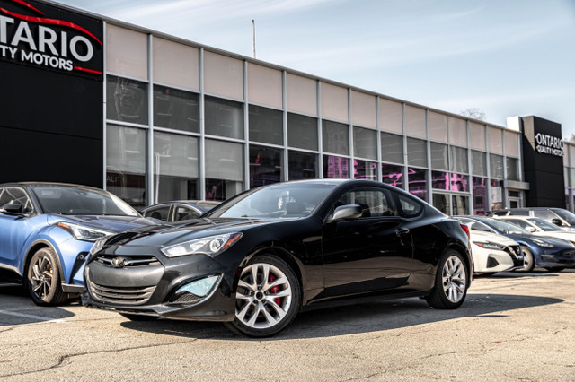 2015 Hyundai Genesis 2dr V6 Man R-Spec in Cars & Trucks in City of Toronto - Image 2