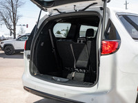 ENGINE: 3.6L PENTASTAR VVT V6 W/ESS (STD),BRIGHT WHITE,BLACK SEATS,TRANSMISSION: 9-SPEED AUTOMATIC (... (image 7)