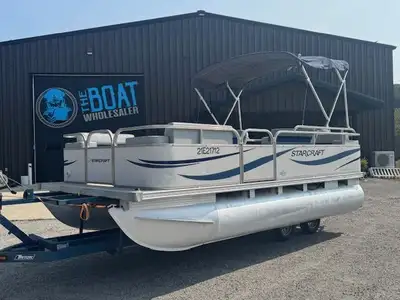 PERFECT ENTRY LEVEL PONTOON BOAT! 25HP MERCURY 4-STROKE BIGFOOT EDITION. HIGH TORQUE HEAVY DUTY GEAR...