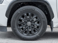 Leather Seats, Power Running Boards, Premium Audio, Cooled Seats, Navigation, 360 Camera, Hybrid, Su... (image 3)