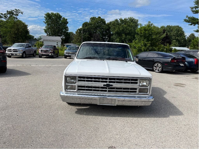  1987 Chevrolet C10 in Classic Cars in London - Image 2