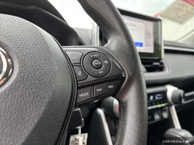 2023 Toyota RAV4 LE in Cars & Trucks in Brantford - Image 19